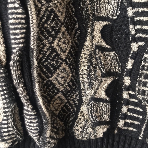 Tosani Coogi style knit faux leather and suede patchwork sweater - Picture 11 of 11